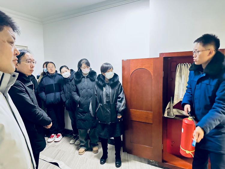 人保财险内蒙古赤峰市分公司组织召开安全生产隐患排查及督导检查工作会议